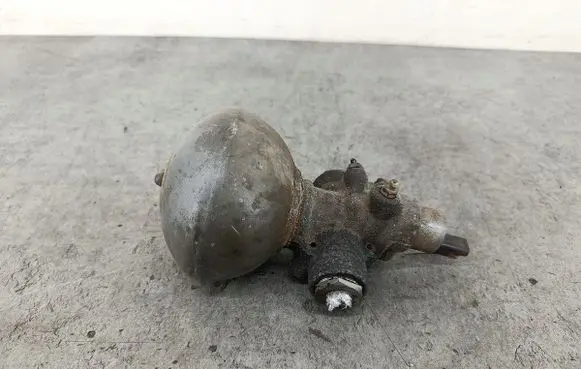 Citroen C5 Air suspension valve block