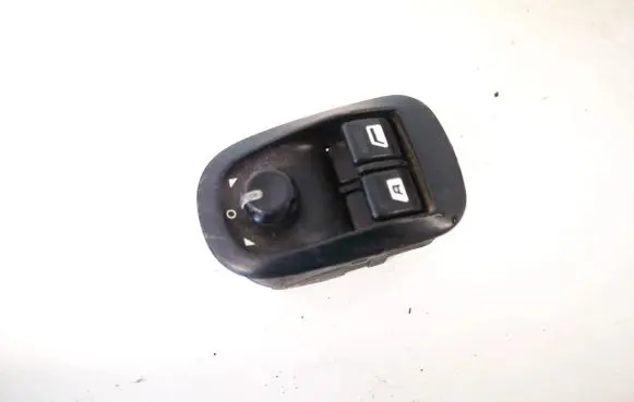 Peugeot 206 Electric window control switch