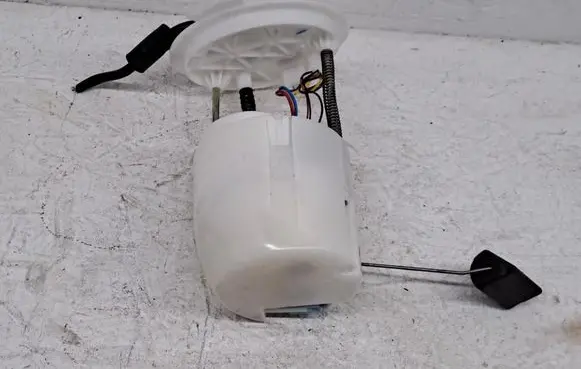 Mazda CX-30 In-tank fuel pump HF671335X