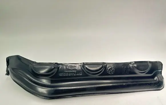 BMW 2 F44 Fender foam support/seal 7448812