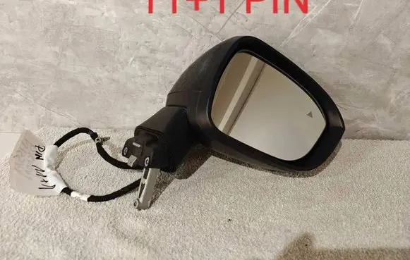 Nissan Qashqai J12 Front door electric wing mirror