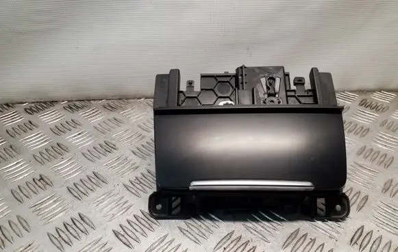 Audi A5 Sportback 8TA Ashtray (front) 8K0857951