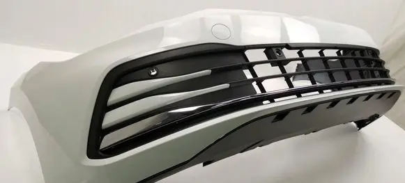Volkswagen Golf VIII Front bumper 5H0807221J