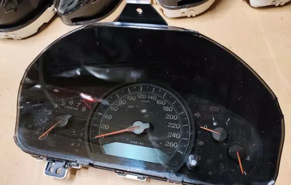 Honda Accord Speedometer (instrument cluster) 78100R600 HR0354031