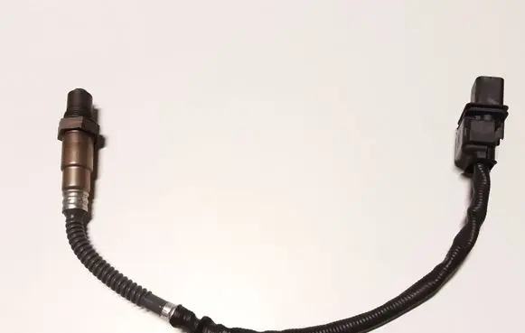Jaguar XF X250 Lambda probe sensor CX239D375BA 0281004183 1928404687
