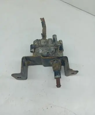 Headlight level adjustment motor