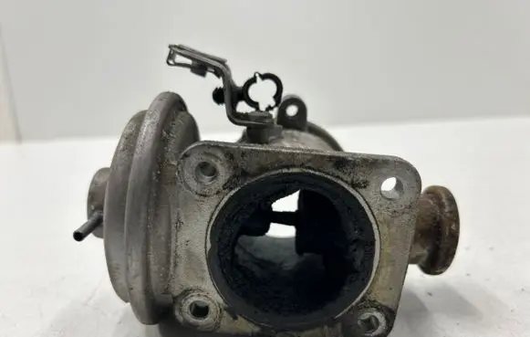 BMW 3 E90 E91 EGR valve