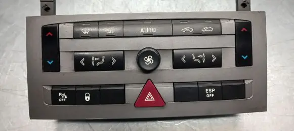 Peugeot 407 Air conditioning/heating control unit 
