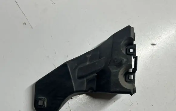 Volvo V70 Rear bumper mounting bracket 08693384