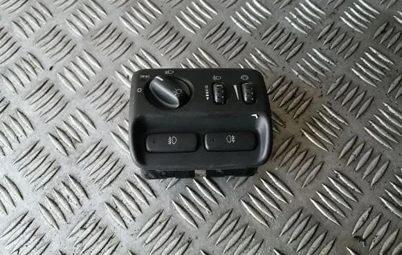 Volvo V70 Light switch 7923