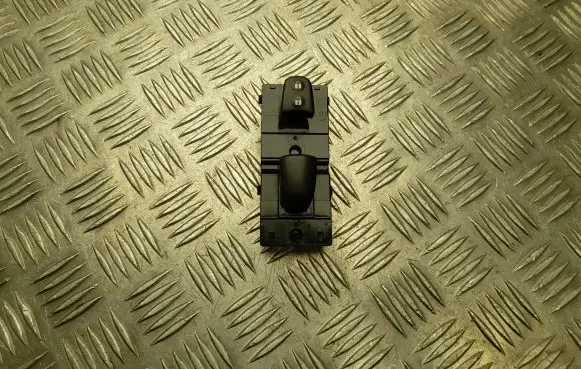 Nissan Juke II F16 Electric window control switch 201120SD1