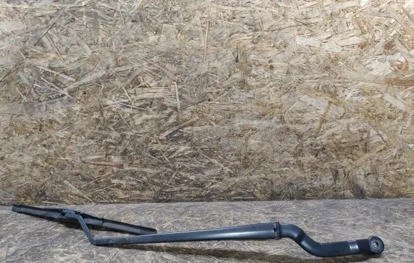 Maserati Quattroporte Front wiper blade arm