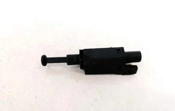 Volkswagen PASSAT B4 Brake pedal sensor switch 191945515B