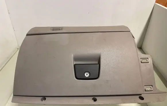 Volvo V50 Glove box 8626141 3865