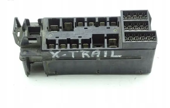Nissan X-Trail T30 Fuse box set 7154-5078