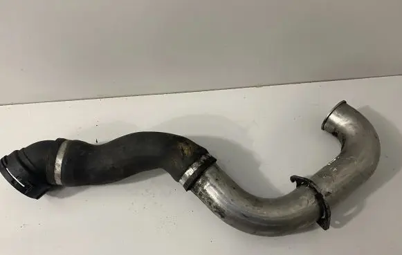 BMW 5 E60 E61 Intercooler hose/pipe 7792490