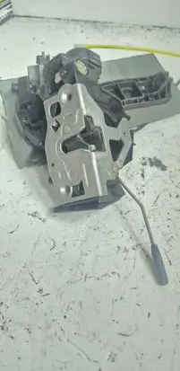 Mercedes-Benz A W168 Front door lock 131131