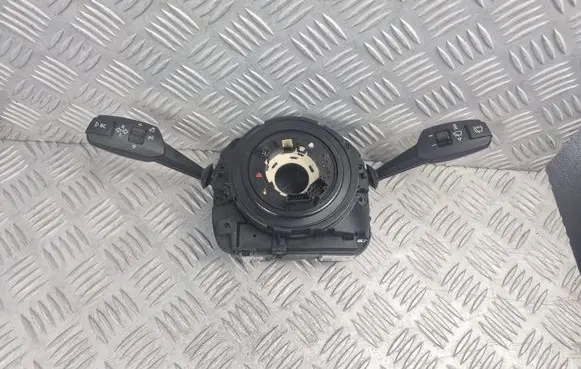 BMW 1 E81 E87 Wiper turn signal indicator stalk/switch 01208120 1508200506 0120812052270089