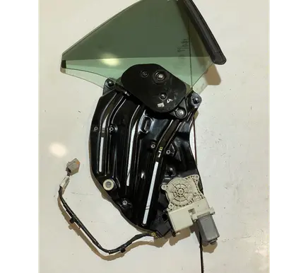 Ford Mustang VI Rear side window FR3B7629864A