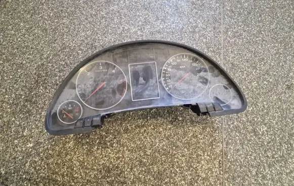 Audi A4 S4 B6 8E 8H Speedometer (instrument cluster) 8E0920950M