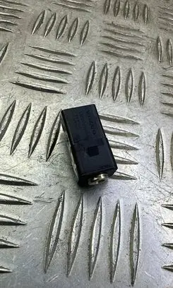 Volvo XC60 AUX in-socket connector 31285608
