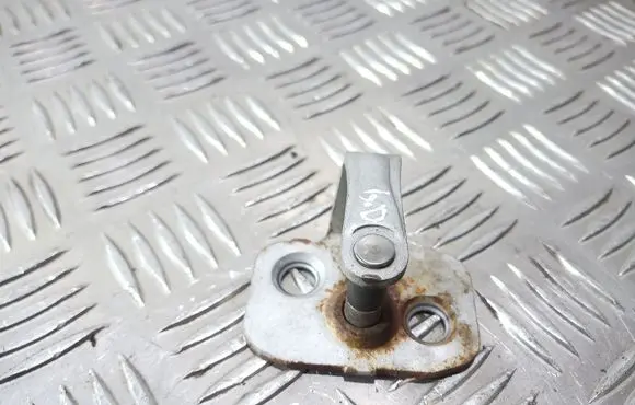 Saab 9-3 Ver2 Rear door lock loop/hook striker 12795132