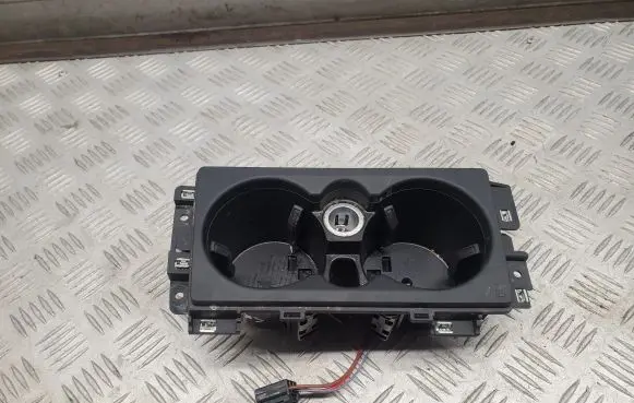 Audi Q8 Cup holder front 4M8862533E