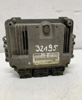 Suzuki Grand Vitara II Engine control unit/module 8200518648 8841614150287