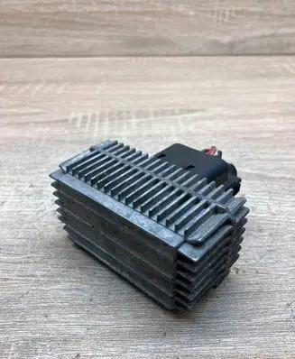 Opel Astra H Glow plug pre-heat relay 55353011 51299014A