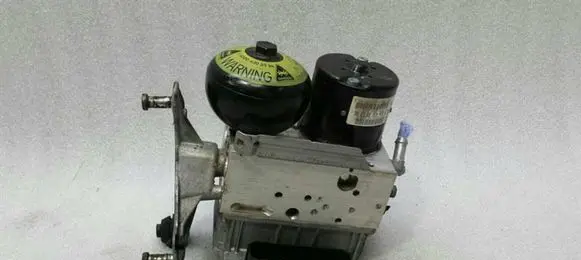 Mercedes-Benz SL AMG R230 ABS Pump A0094312812
