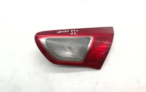 Mitsubishi Lancer Rear/tail lights 13287977