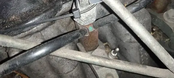 Audi A6 S6 C5 4B Fuel injector