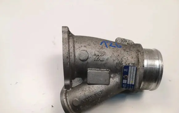 Volkswagen Transporter - Caravelle T6 Engine coolant pipe/hose