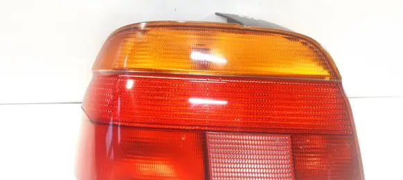 BMW 5 E39 Rear/tail lights 8358031 2VP00724001