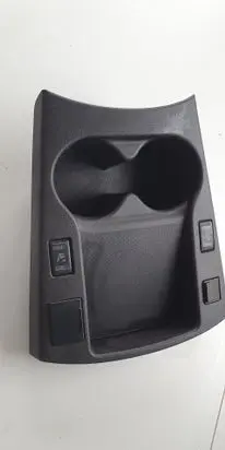 Cup holder front