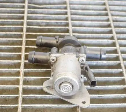 Volvo XC90 Electric auxiliary coolant/water pump 31338385
