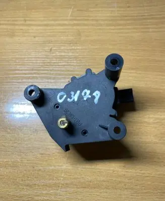 Mercedes-Benz A W168 Intake manifold valve actuator/motor A1688201442 C3178