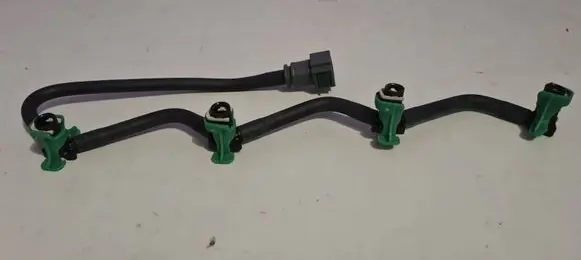 Volvo V50 Fuel main line pipe AV609K022AB 1746271