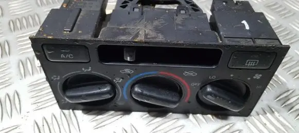 Toyota Land Cruiser (HDJ90) Climate control unit 5591160030 55911-60030