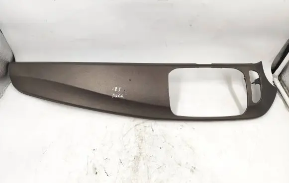 Alfa Romeo Giulietta Radio/GPS head unit trim 156102580 A026