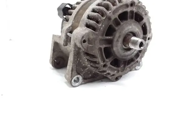 Opel Insignia A Generator/alternator 13500577