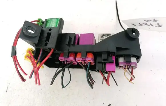 Audi A8 S8 D3 4E Fuse box set 4E0937503B