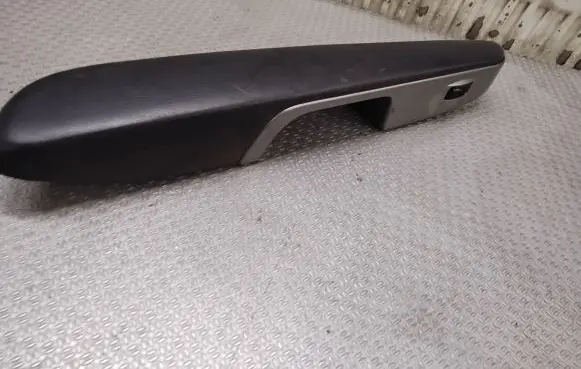 Mitsubishi Outlander Front door interior handle trim MR4560509