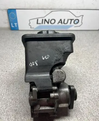 BMW 5 E39 Power steering pump 2247556