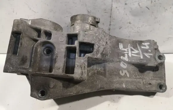 Volkswagen Golf IV Generator/alternator bracket 032145169M 030145299C