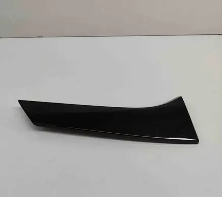 MG HS Tailgate trim 10400552