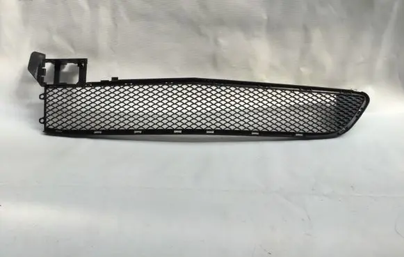 Mercedes-Benz B W246 W242 Front bumper lower grill A2468852322