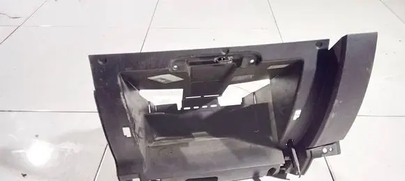 Mazda 5 Glove box cc2964161