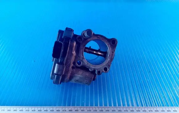 Peugeot 208 Throttle valve 9673534480 28275019 435314