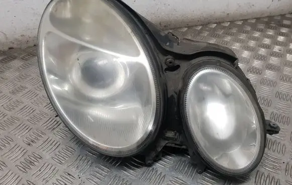 Mercedes-Benz E W211 Headlight/headlamp 16156400